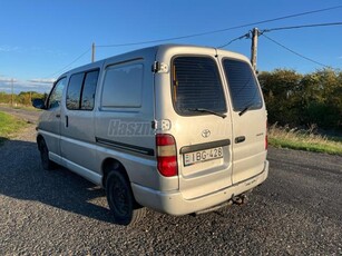 TOYOTA HI-ACE Hiace 2.5 D4-D Panel Van