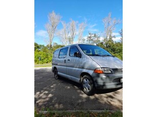 TOYOTA HI-ACE Hiace 2.5 D4-D Panel Van