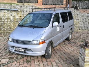 TOYOTA HI-ACE Hiace 2.5 D4-D Panel Van