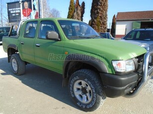 TOYOTA HI LUX Hilux 2.5 D-4D 4x4 Double SR5 Vonóhorog. Klíma. Csörlő. Platócső. Galytörő!