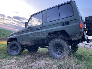 TOYOTA LAND CRUISER 2.4 TD LJ 70