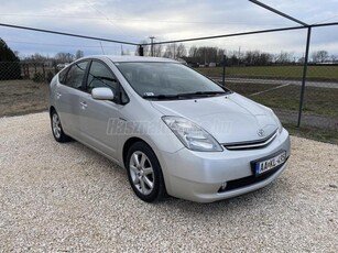 TOYOTA PRIUS 1.5 HSD IPA NAVI 2006 (Automata) 108 000 KM!