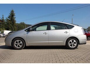 TOYOTA PRIUS 1.5 HSD Sol (Automata) nagy akksi felújítva 2024.04 hónapban + tetőcsomagtartó!!