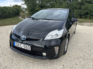 TOYOTA PRIUS 1.8 HSD Executive (Automata)