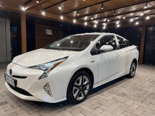 TOYOTA PRIUS 1.8 HSD Executive (Automata) NWD-668