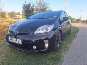 TOYOTA PRIUS 1.8 HSD Premium (Automata)