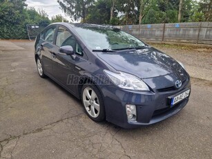 TOYOTA PRIUS 1.8 HSD Premium (Automata)