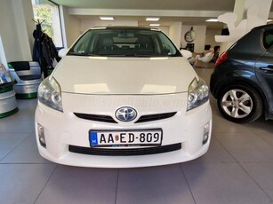 TOYOTA PRIUS 1.8 HSD Premium (Automata) SOLAR. 2. Tulaj. Akár 2 év Garancia