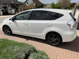 TOYOTA PRIUS+ 1.8 HSD Premium e-CVT Friss Nagyszervíz!!!