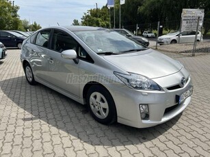 TOYOTA PRIUS 1.8 HSD Sol (Automata) Garantált Km. Napelemes tető