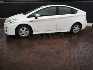 TOYOTA PRIUS 1.8 HSD Sol NAVI (Automata)