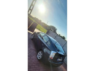 TOYOTA PRIUS 1.8 HSD Sol NAVI (Automata) Solar tető. Bör. Ülésfűtés stb