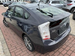 TOYOTA PRIUS 1.8 HSD Sol NAVI (Automata) Végig Vezetett Elektronikus Szervízkönyv.Tempomat.Navigáció.Tolatókamera