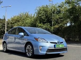 TOYOTA PRIUS 1.8 PHV Sol (Automata) TOYOTA PRIUS PLUG-IN HYBRID