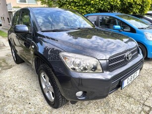 TOYOTA RAV 4 Rav4 2.0 4x4 Executive. Bézs Bőr. digitklíma. keyless. ülésfűtés. tempomat