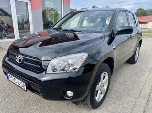 TOYOTA RAV 4 Rav4 2.2 D-4D 4x4