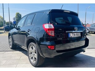 TOYOTA RAV 4 Rav4 2.2 D-4D 4x4 Executive (Automata) 50.000 km. Egy tulajdonos!