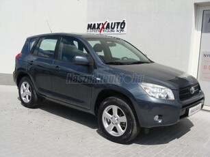 TOYOTA RAV 4 Rav4 2.2 D-4D 4x4 Sol 2 ZÓNÁS DIG.KLÍMA+TOLATÓRADAR+ALUFELNI!