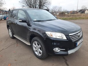 TOYOTA RAV 4 Rav4 2.2 D-4D Executive