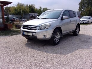 TOYOTA RAV 4 Rav4 2.2 D-4D X 232e KM!KITÜNÖÁLLAPOT