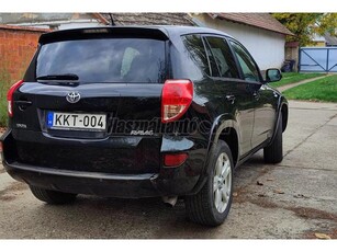 TOYOTA RAV 4 Rav4 2.2 D-4D X