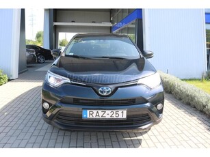 TOYOTA RAV 4 Rav4 2.5 Hybrid Active Style MY18 2WD e-CVT Mo.-i. 1 Tul. ÁFA-S!