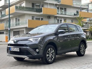 TOYOTA RAV 4 Rav4 2.5 Hybrid Trend 2WD e-CVT Motoros csomagtér. elsö-hátsó radar.kamera