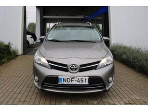 TOYOTA VERSO 1.6 D-4D Active Mo.-i. 1 Tul!