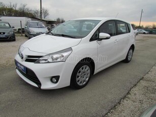 TOYOTA VERSO 1.6 D-4D Live Plus Friss műszaki