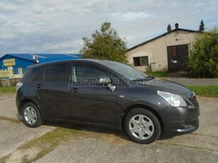 TOYOTA VERSO 1.6 Luna