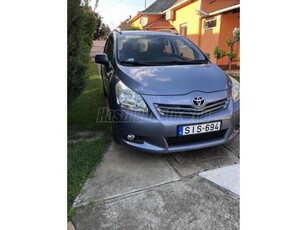 TOYOTA VERSO 2.0 D-4D Premium