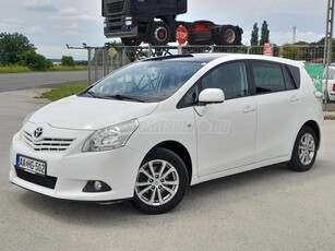 TOYOTA VERSO 2.0 D-4D Sol Navi DIGITKLÍMA-PANORAMATETŐ-FRISS MŰSZAKI-GYÁRI KULCSOK