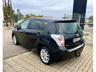 TOYOTA VERSO 2.2 D-CAT Sol MAGASAN FELSZERELT !MEGKÍMÉLT!