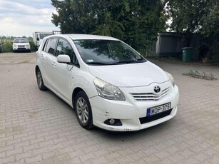 TOYOTA VERSO AR2