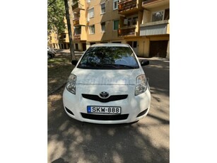 TOYOTA YARIS 1.0