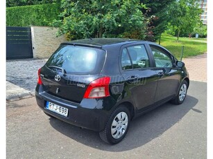 TOYOTA YARIS 1.0 Ice