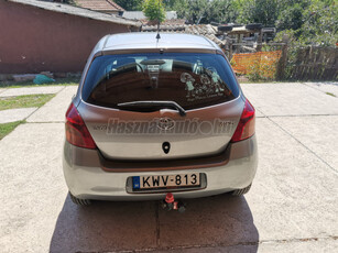 TOYOTA YARIS 1.0 Ice