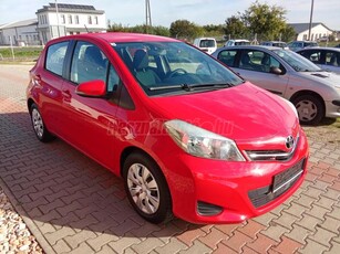 TOYOTA YARIS 1.0 LIFE