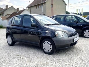 TOYOTA YARIS 1.0 Linea Luna