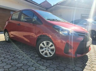 TOYOTA YARIS 1.0 Live KLÍMA ESP 9xLÉGZSÁK 8xKERÉK VEZETETT SZERVIZKÖNYV SÉRÜLÉSMENTES NAGYON MEGKIMÉLT