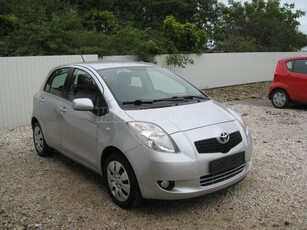 TOYOTA YARIS 1.0 Sol