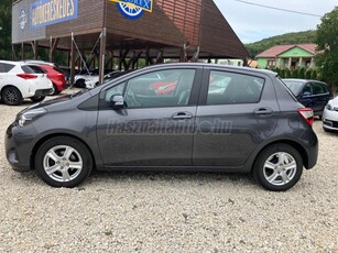 TOYOTA YARIS 1.0 VVT-i Active TOLATÓKAMERA-ALUFELNI-KEVÉS KM-EXTRÁS!!!