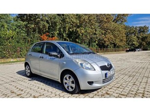 TOYOTA YARIS 1.3 Sol AC Klíma Műszaki 2026/9 Vonóhorog Központi zár 188000 km Kiváló Gumik