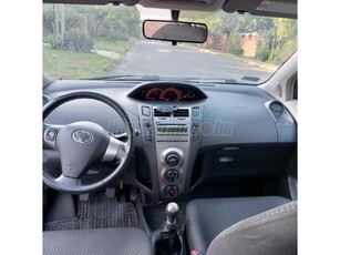 TOYOTA YARIS 1.33 LIFE