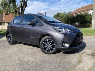 TOYOTA YARIS 1.5 Dual VVT-iE Gold Smart NAVIGÁCIÓ.KLÍMÁS.ÜLÉS-FŰTÉS.ALUFELNIK.ADAS-RENDSZER.JÓ ÁLLAPOTBAN !!