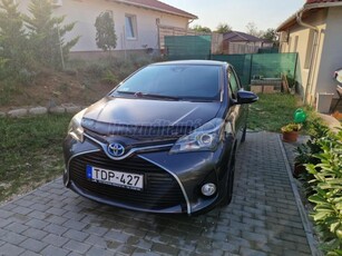 TOYOTA YARIS 1.5 HSD Active e-CVT