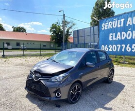 Toyota Yaris 1.5 VVT-i Hybrid Active City e-CVT...