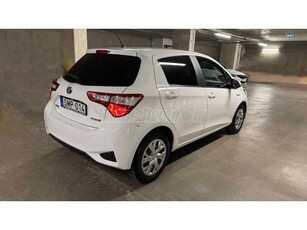 TOYOTA YARIS 1.5 VVT-i Hybrid Comfort e-CVT