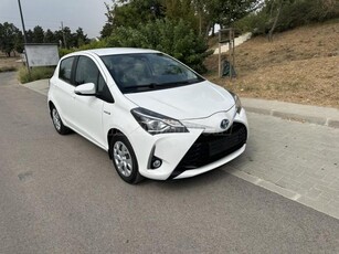 TOYOTA YARIS 1.5 VVT-i Hybrid Live e-CVT NAVI KAMERA ÜLÉSFŰTÉS DIGIT KLÍMA SÁVTARTÓ