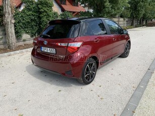 TOYOTA YARIS 1.5 VVT-i Hybrid Selection Red e-CVT